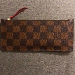 Lv AUTHENTIC